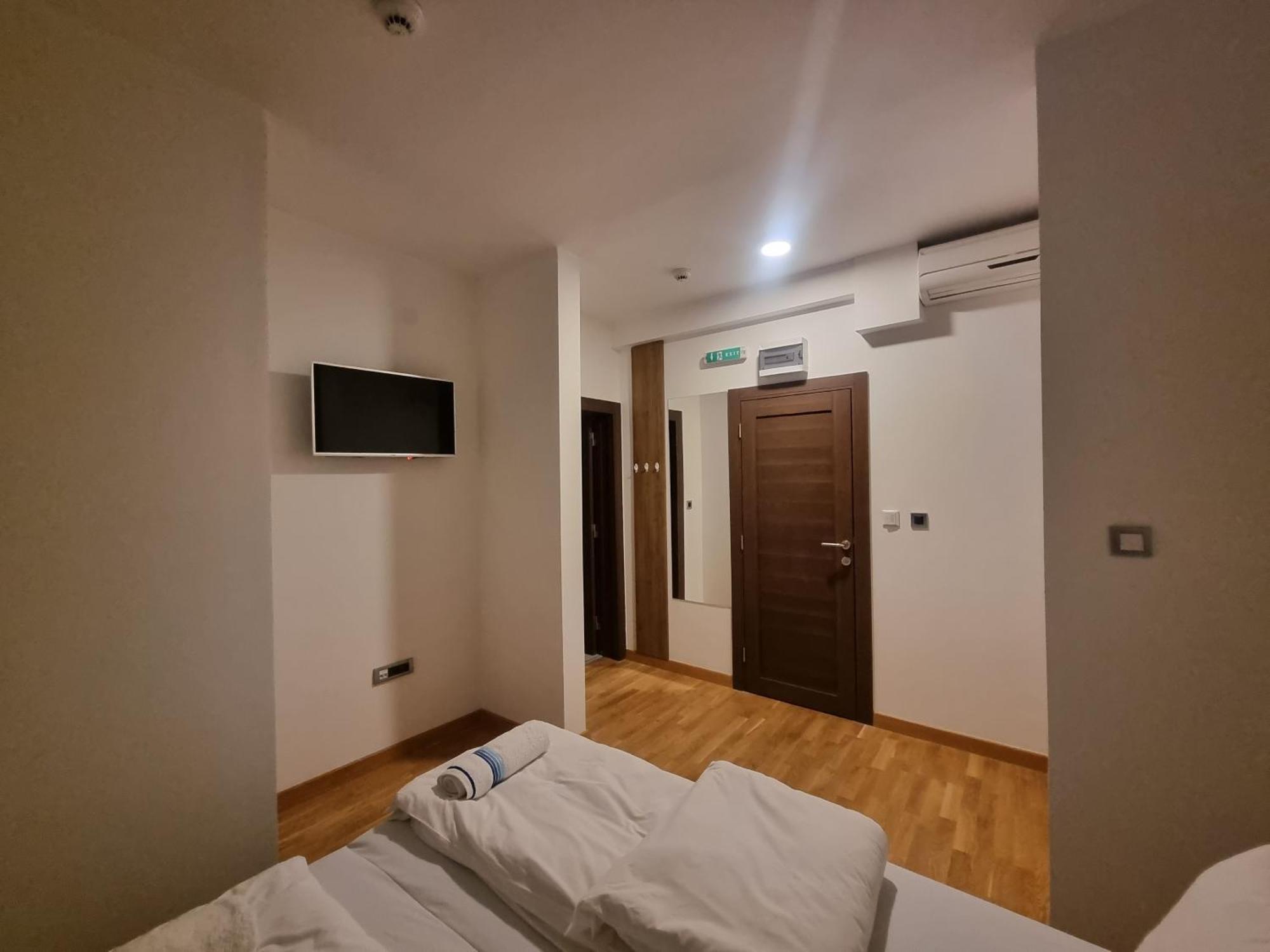 Gosnje Apartment Нови Сад Екстериор снимка
